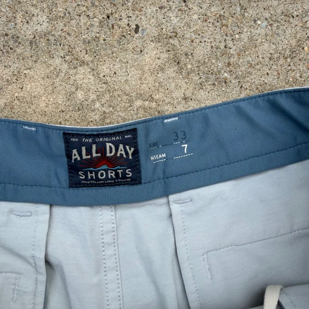 Faherty All Day Shorts Mens 33 Light Gray Hybrid 7 Inseam Stretch Casual Beach